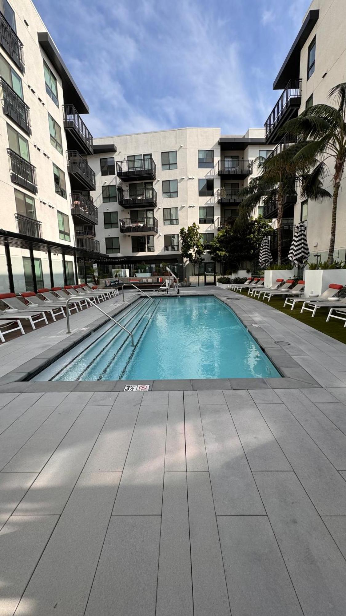 Wallace Luxurious Los Ángeles Exterior foto